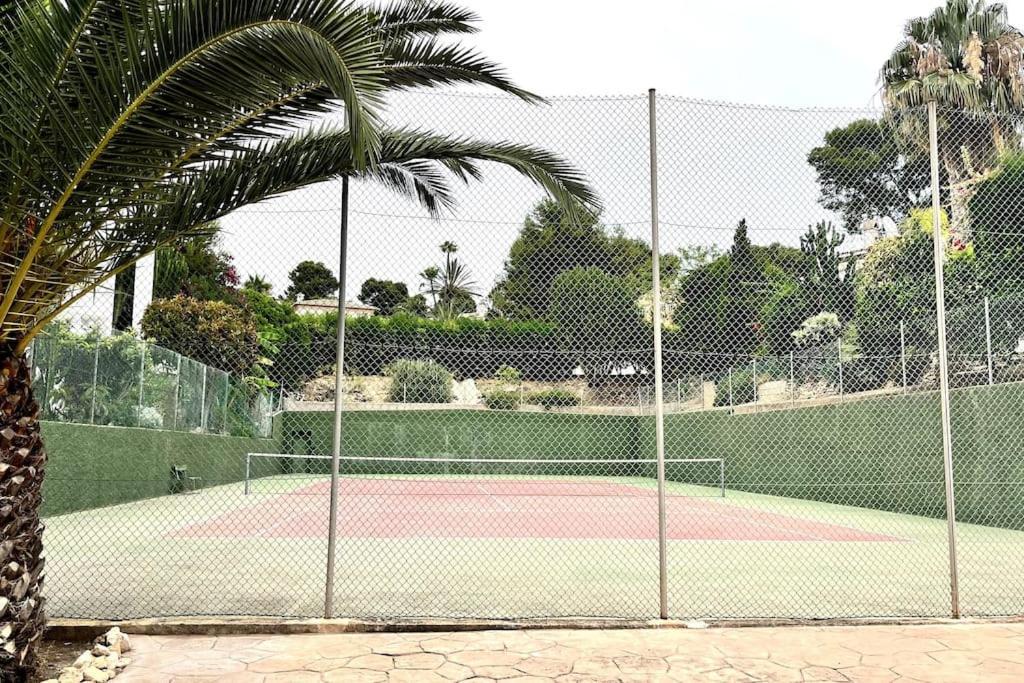 شقة Reihenhaus Mit Garten In Moravit Moraira تيولادا المظهر الخارجي الصورة